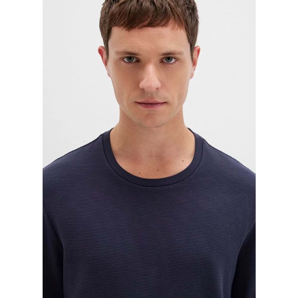 Mavi 064622-26828 Uzun Kollu Dokulu Tişört Erkek T-Shirt