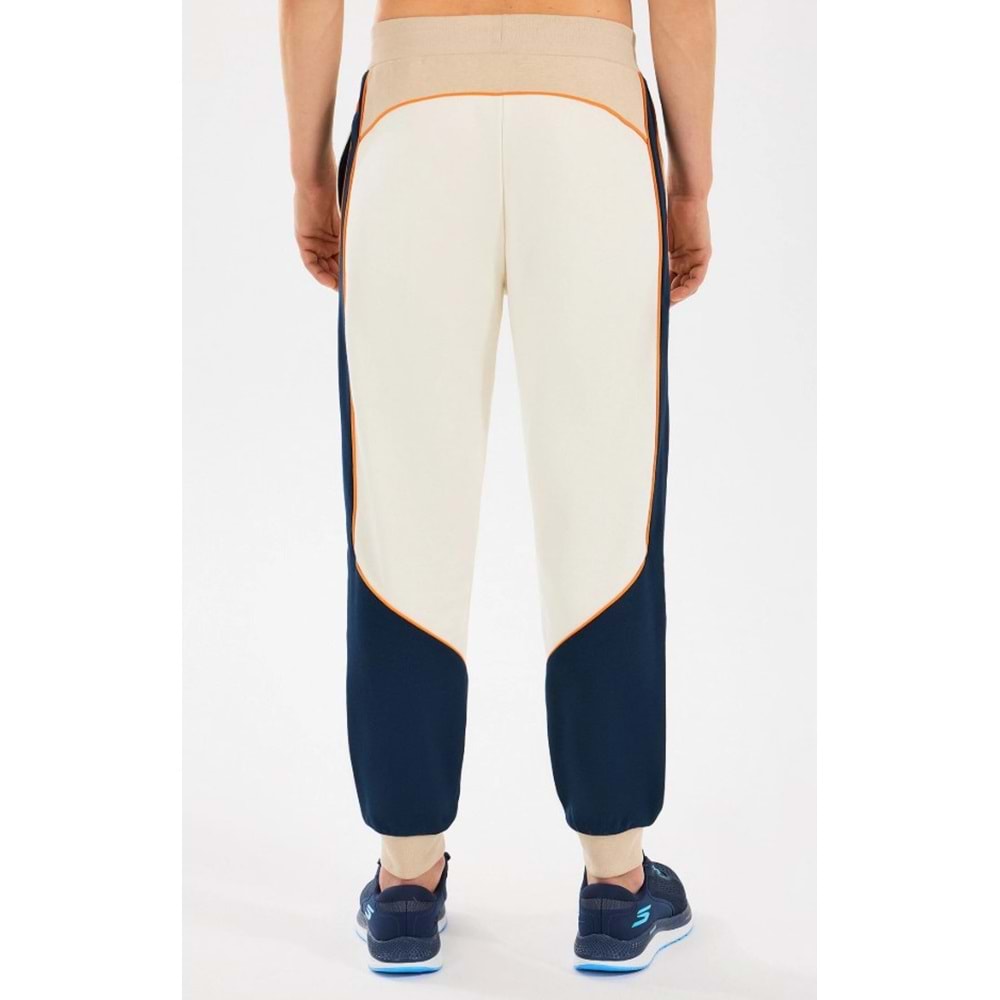 Skechers M Diagonal Lw Fleece Jogger Sweatpant S2510037-102 Erkek Eşofman Altı