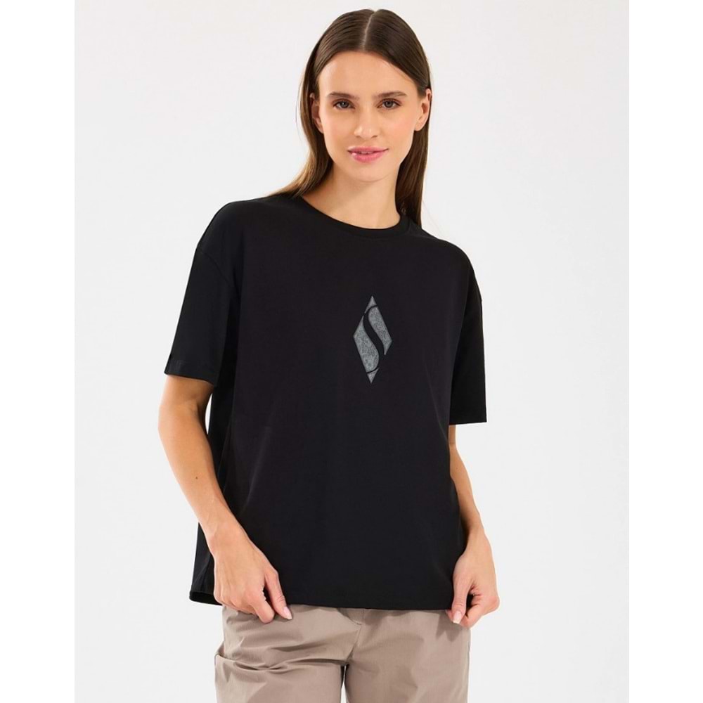 Skechers W Graphic Tee Loose Fit T-Shirt S2510311-001 Kadın Tişört