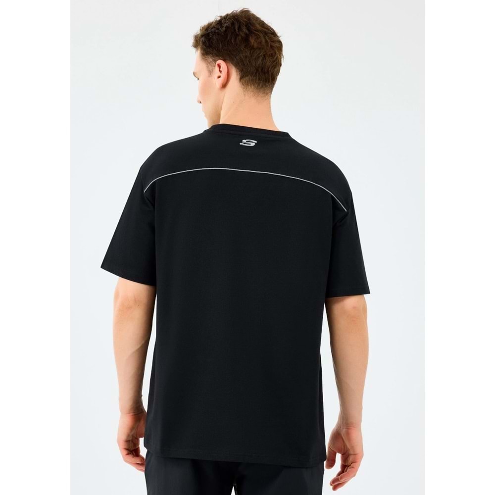 Skechers S231094-3817 M Graphic Tee Reflect Logo Oversize T-Shirt Erkek Tişort