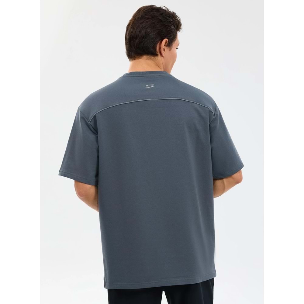 Skechers S231094-3998 M Graphic Tee Reflect Logo Oversize T-Shirt Erkek Tişort