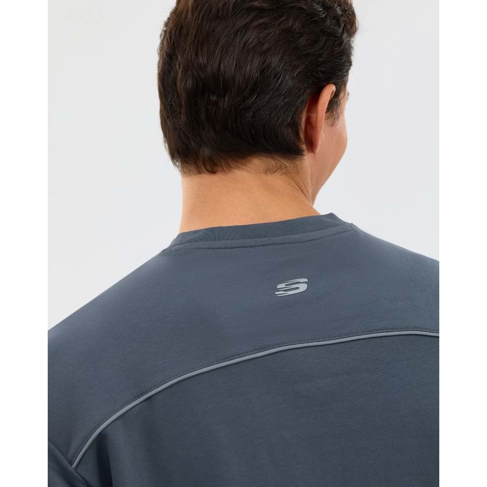 Skechers S231094-3998 M Graphic Tee Reflect Logo Oversize T-Shirt Erkek Tişort