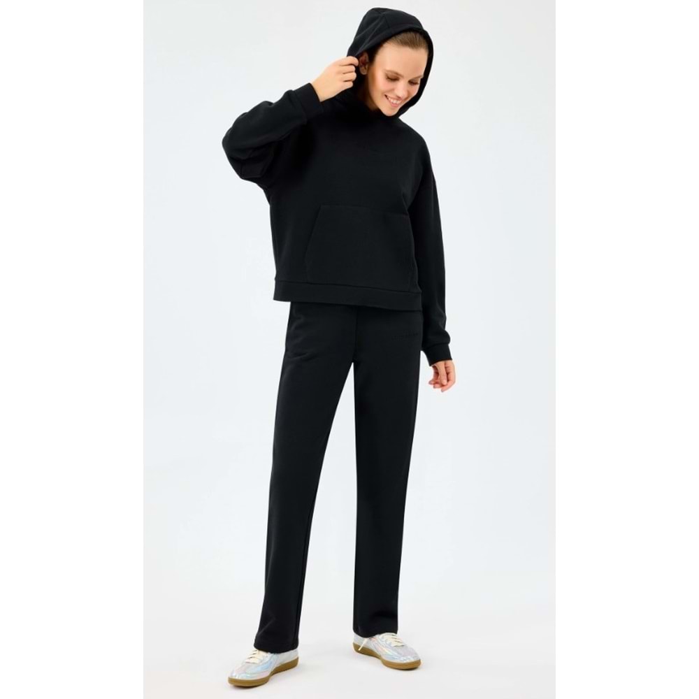 Skechers W Essential Hoodie Sweatshirt S2610013-3817 Kadın Kapüşonlu Sweatshirt