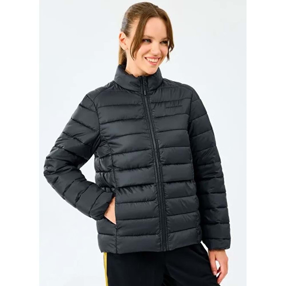 Skechers W Essential Outerwear Padded Jacket S231240-3817 Kadın Mont