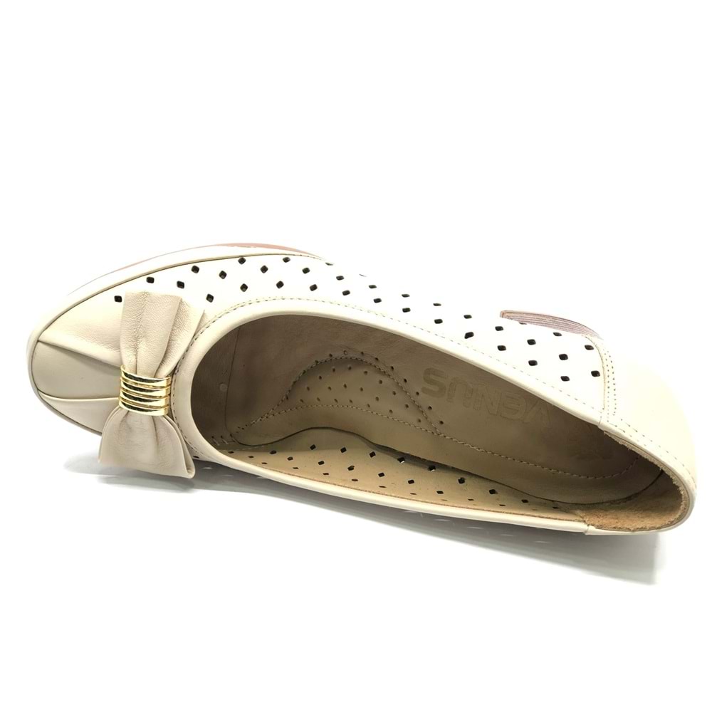 Venüs Scoop Hakiki Deri Kurdela Detaylı Kadın Topuklu Ayakkabı