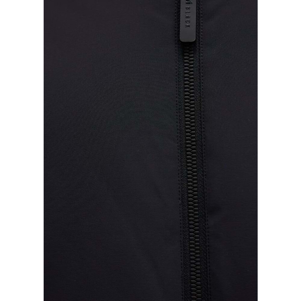 Mavi 0110617-71379 Kapüşonlu Erkek Mont