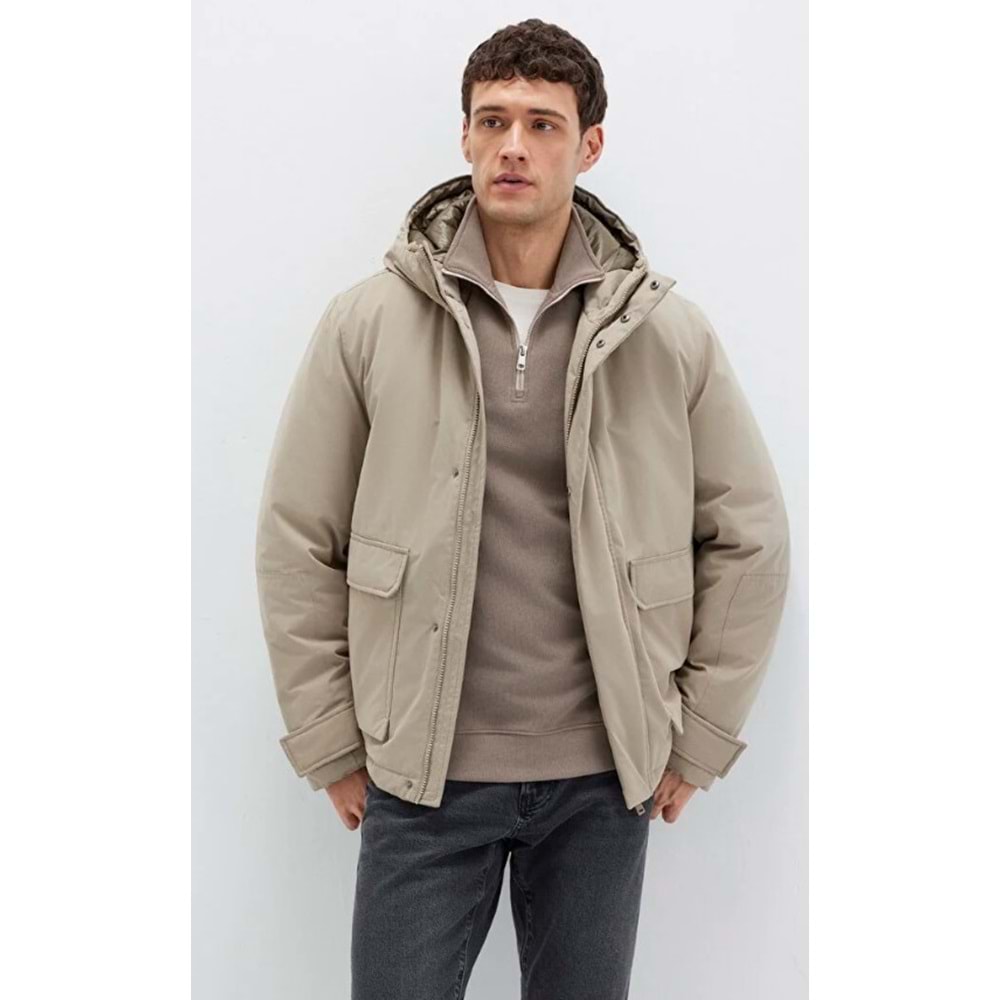 Mavi 0110657-70355 Cep Detaylı Kapüşonlu Erkek Mont