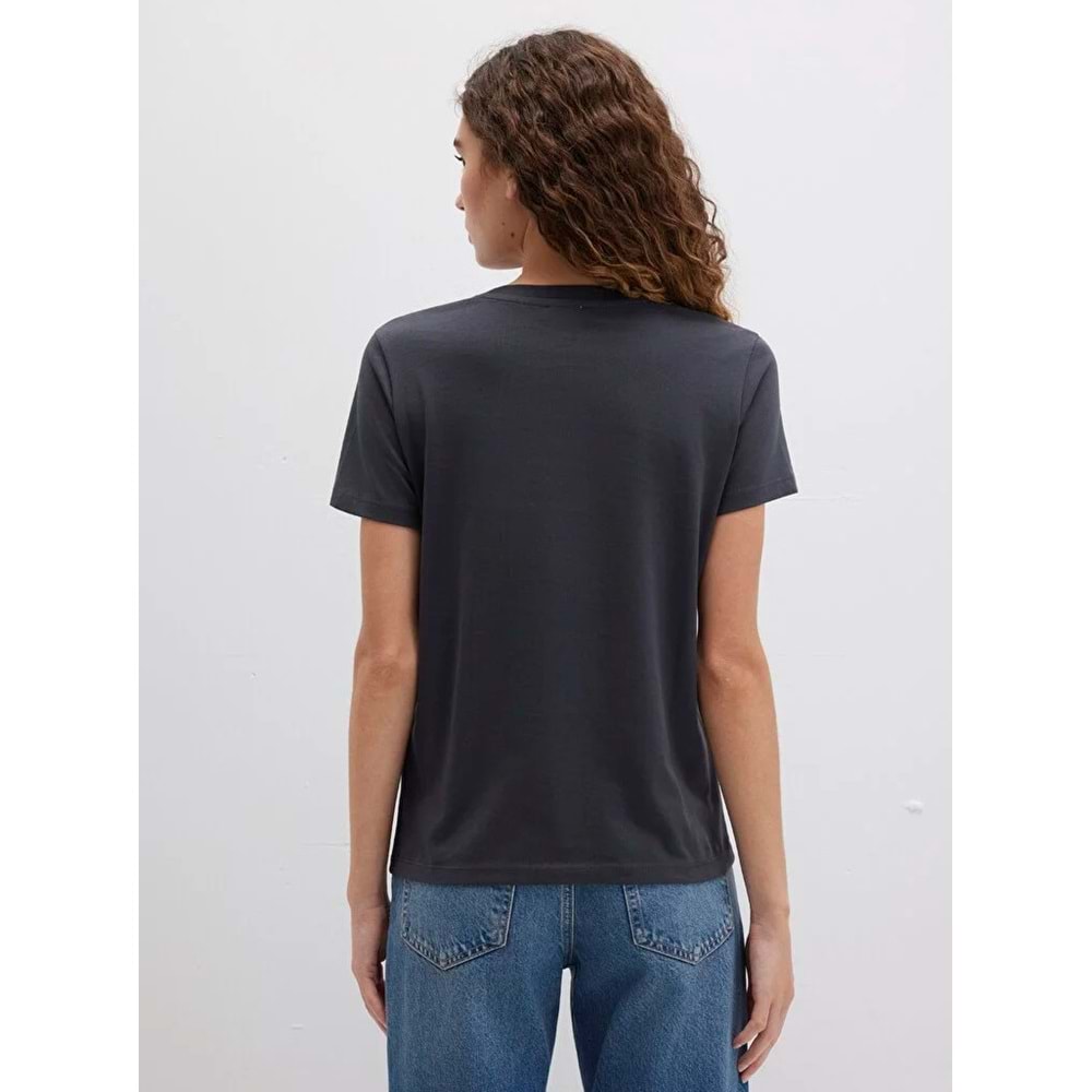 Mavi M1613412-70087 Mavi Logo Baskılı Tişört T-Shirt Kadın Tişört