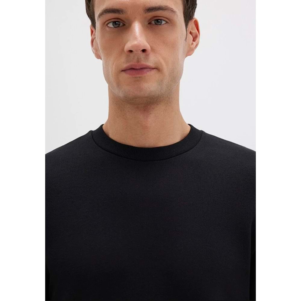 Mavi M0S10457-900 Bisiklet Yaka Kazak Erkek Sweatshirt