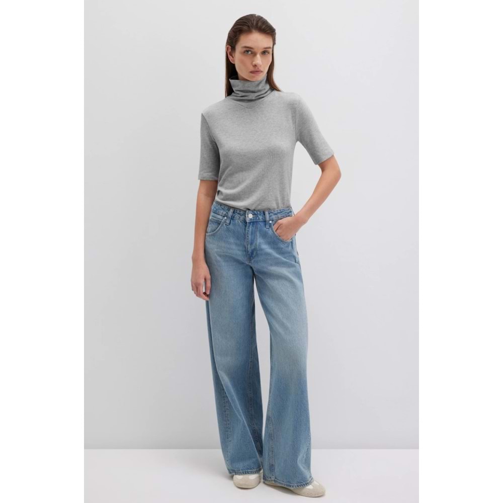 Mavi M1613613-87829 Kısa Kollu Kazak Balıkçı Yaka T-Shirt Kadın Tişört