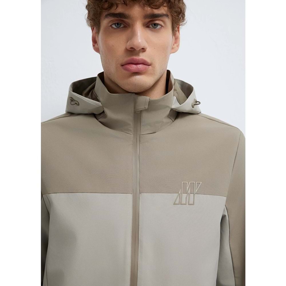 Mavi M0110792-70154 Su İtici Kapüşonlu Erkek Mont