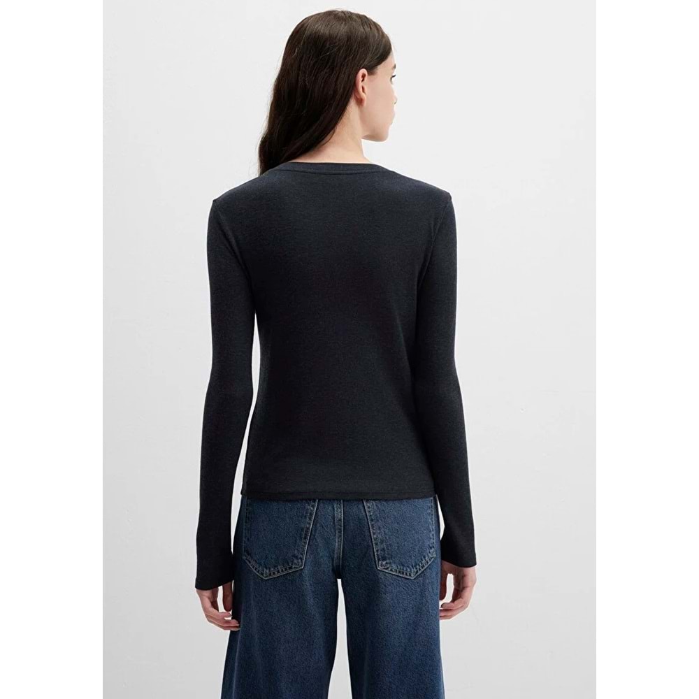 Mavi M1613652-80022 Düğme Detaylı Siyah Uzun Kollu T-Shirt Kadın Tişört