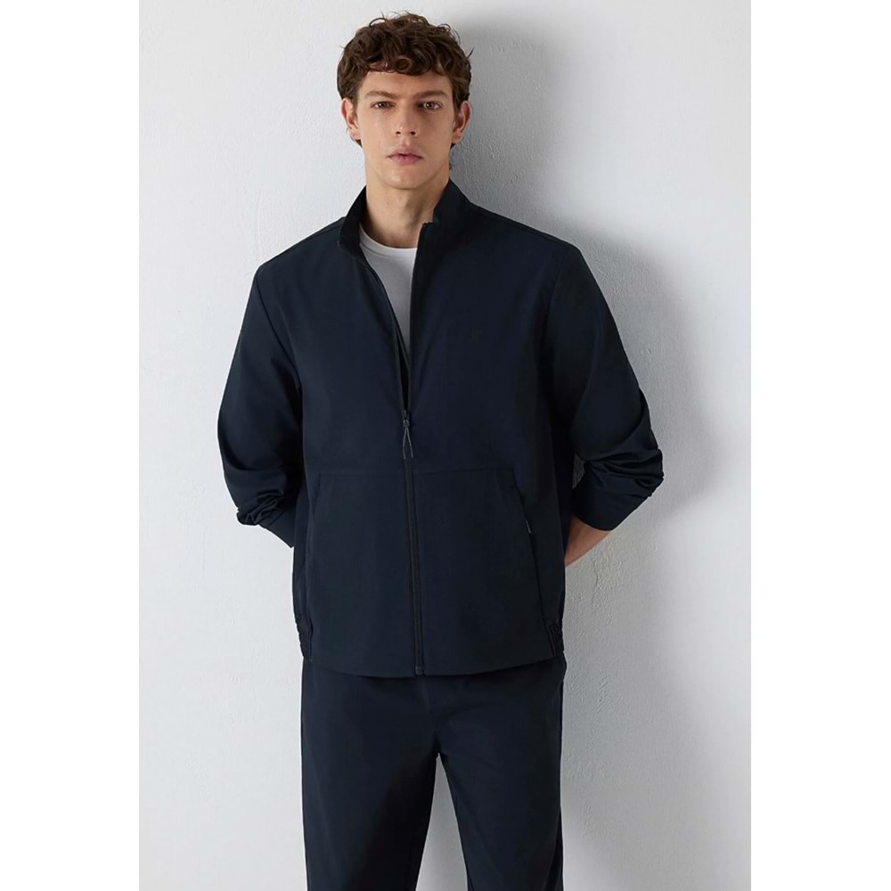 Mavi M0110908-91564 Mavi Pro-Tech Su İtici Erkek Mont