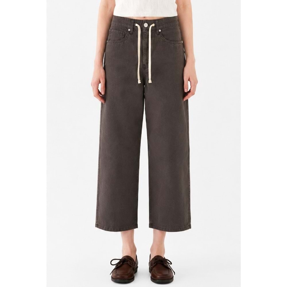 Mavi M1011274-71541 Dokuma Pantolon Bol Kesim Düz Paça Jean Kadın Kot Pantolon