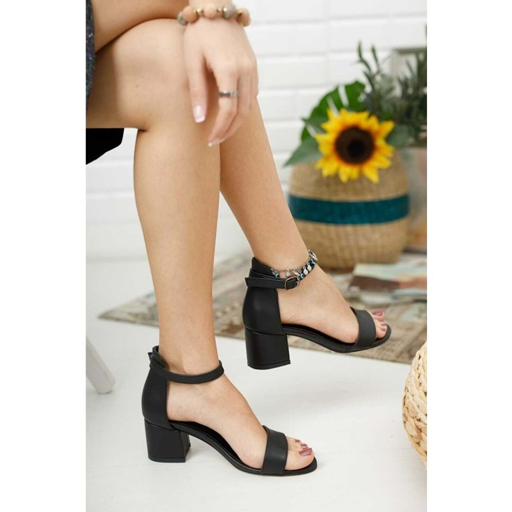 Kocamanlar 5cm Topuklu Kadın Tek Bant Topuklu Ayakabı