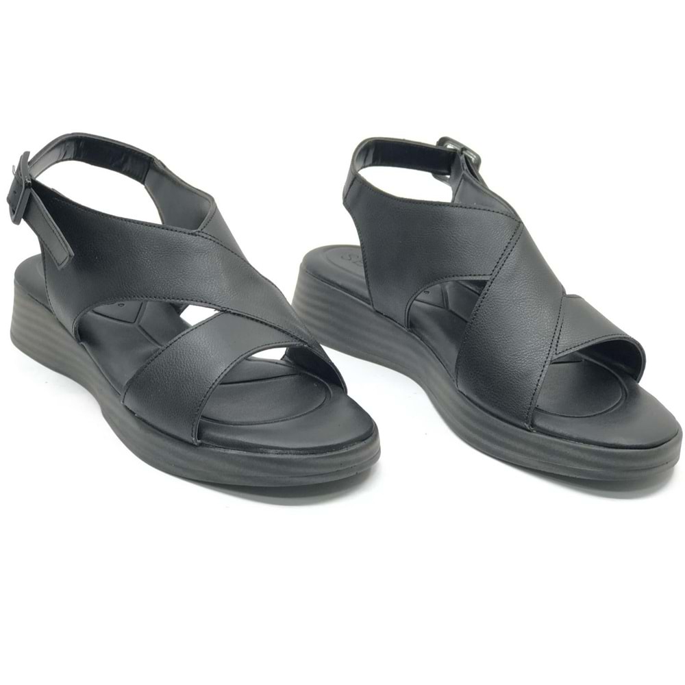 Seribo 25Y003 Cırt Detaylı Ortopedik Taban Kadın Sandalet