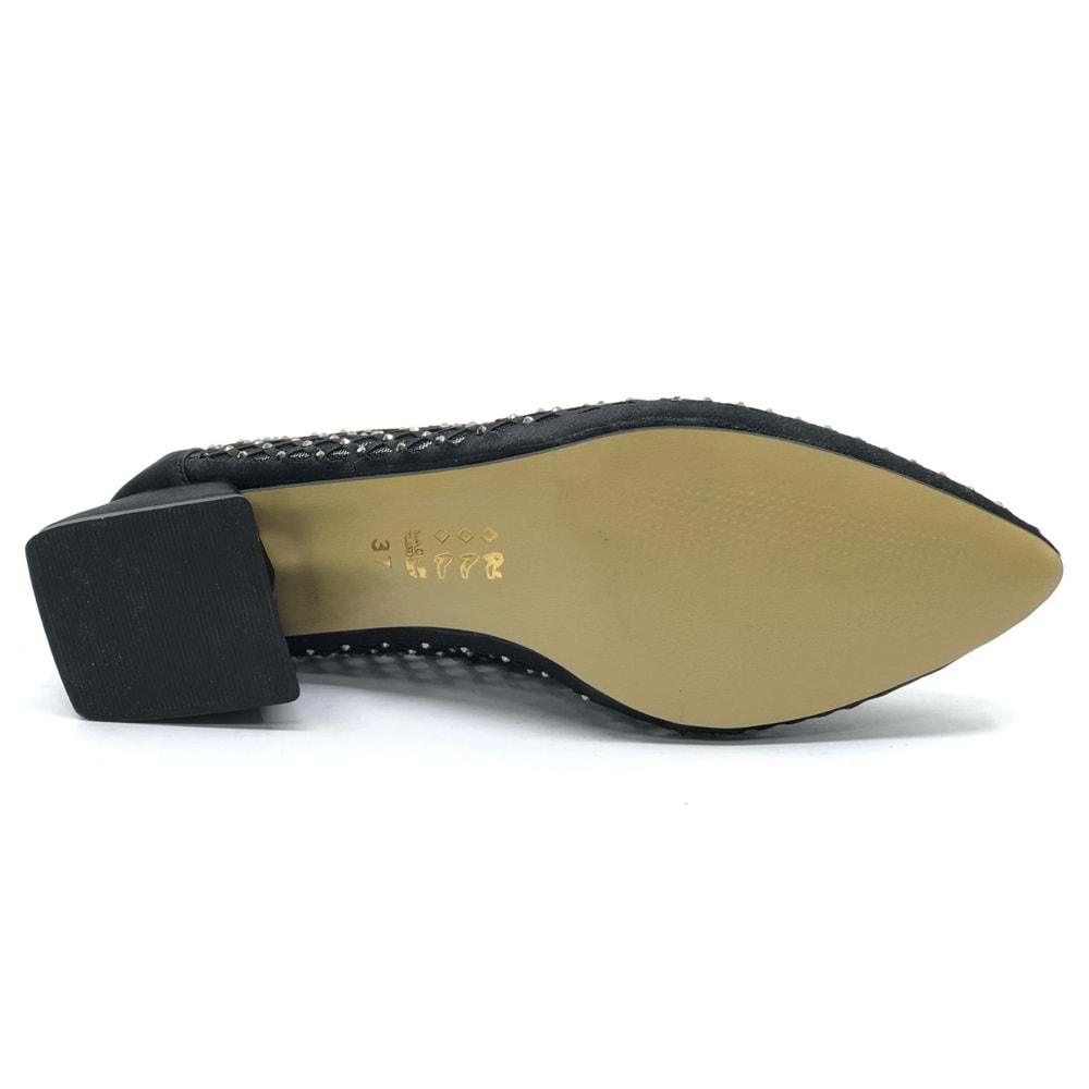 Seribo Dantel Taş Detaylı Kısa Topuklu Kadın Babet Ayakkabı