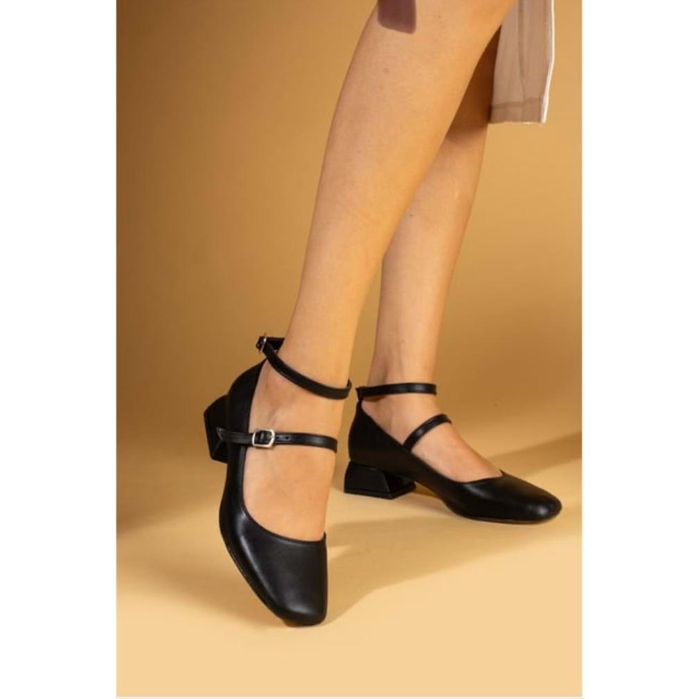 Seribo Çift Toka Detaylı Kısa Topuklu Kadın Babet Ayakkabı