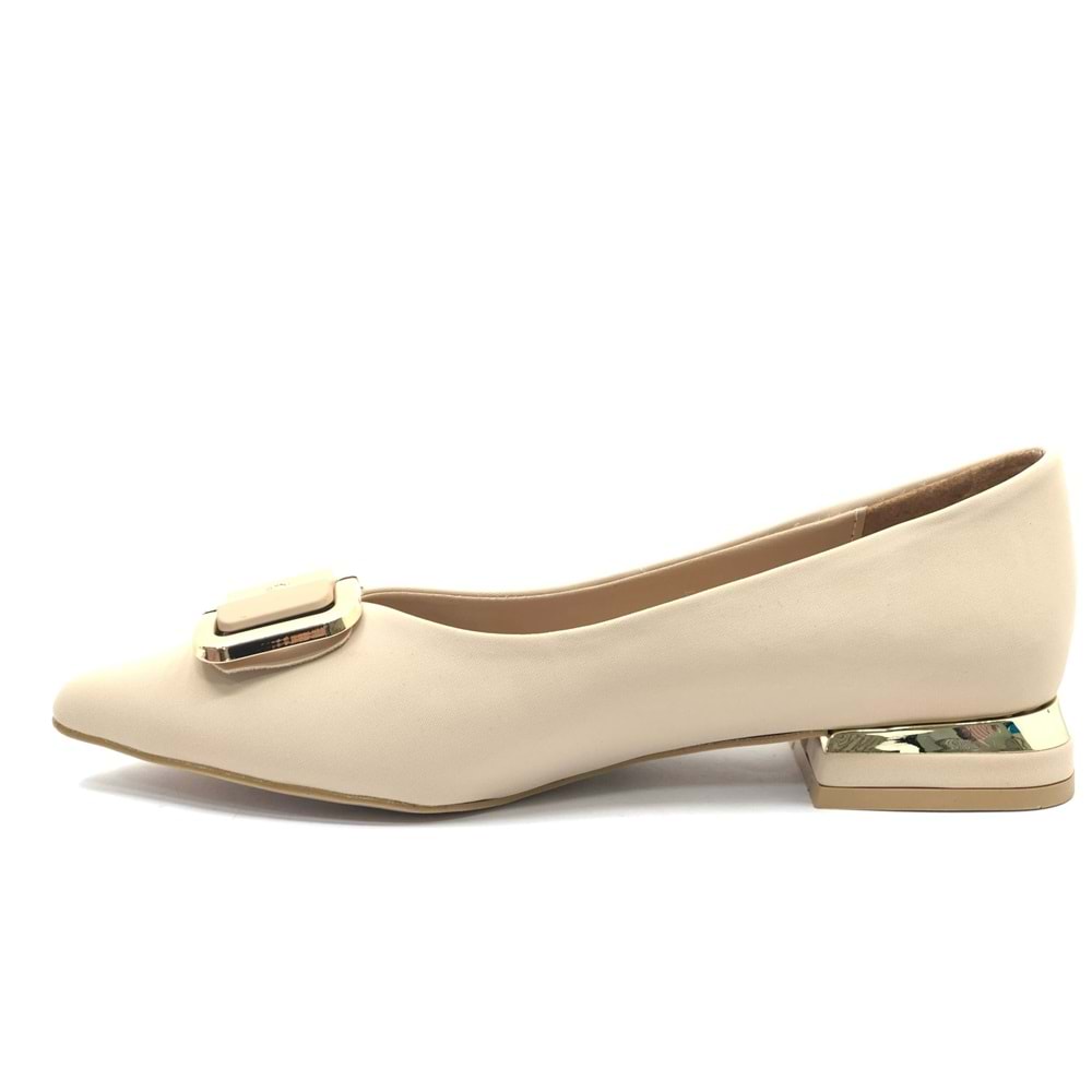 Feles Toka Detaylı Kadın Babet Ayakkabı