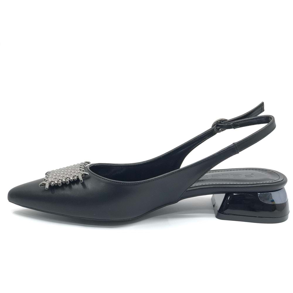 Feles Toka Detaylı Kısa Topuklu Arkası Açık Kadın Babet Ayakkabı