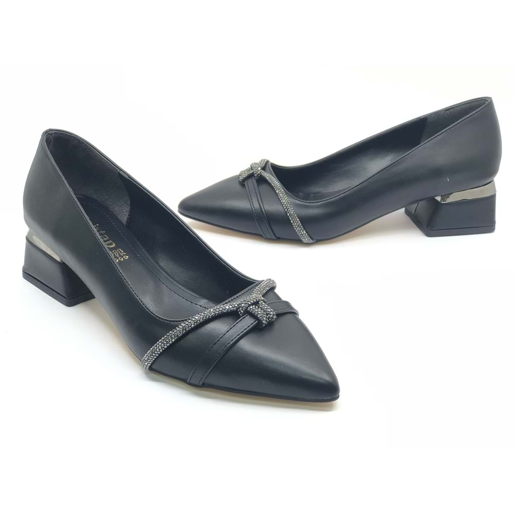 Mehtap Taş Detaylı Kısa Topuklu Kadın Babet Ayakkabı