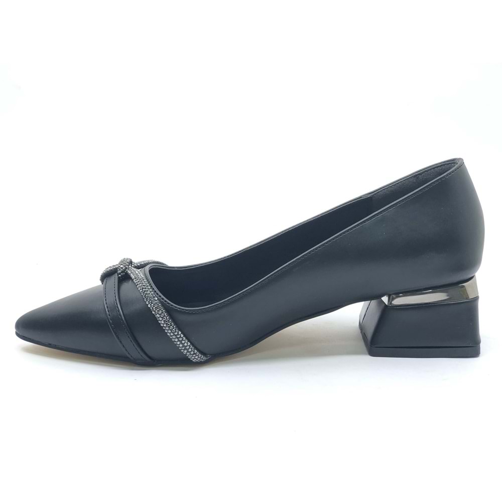 Mehtap Taş Detaylı Kısa Topuklu Kadın Babet Ayakkabı