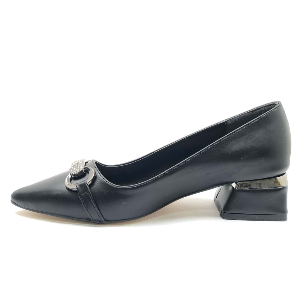 Mehtap Taş Toka Detaylı Kısa Topuklu Kadın Babet Ayakkabı