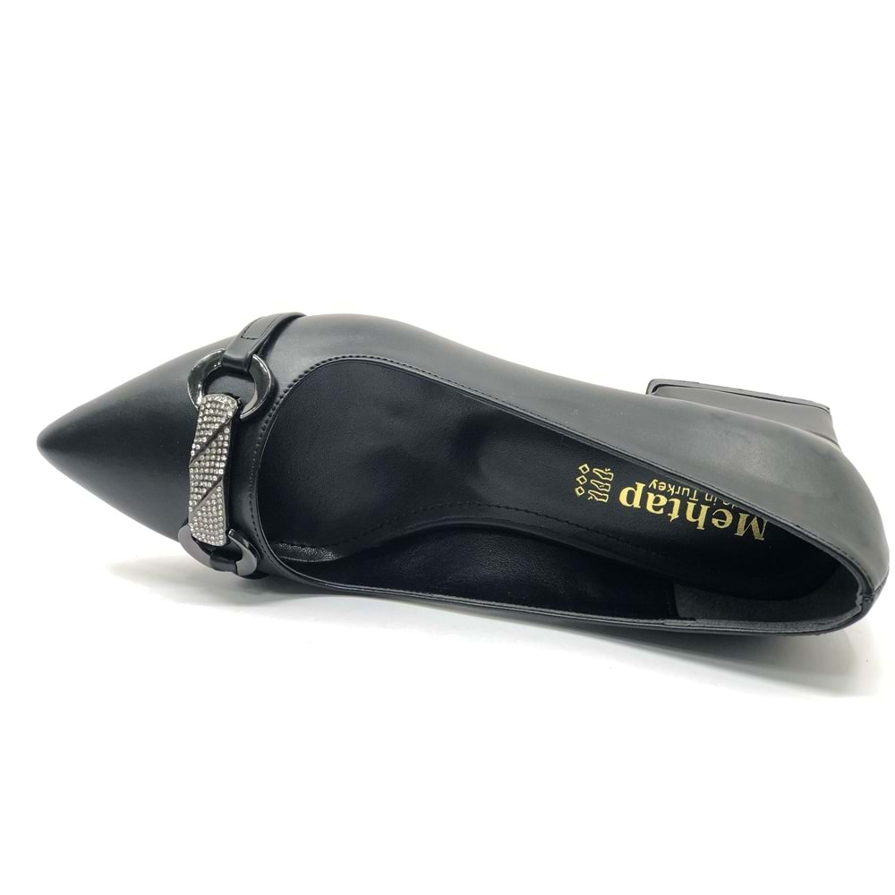 Mehtap Taş Toka Detaylı Kısa Topuklu Kadın Babet Ayakkabı