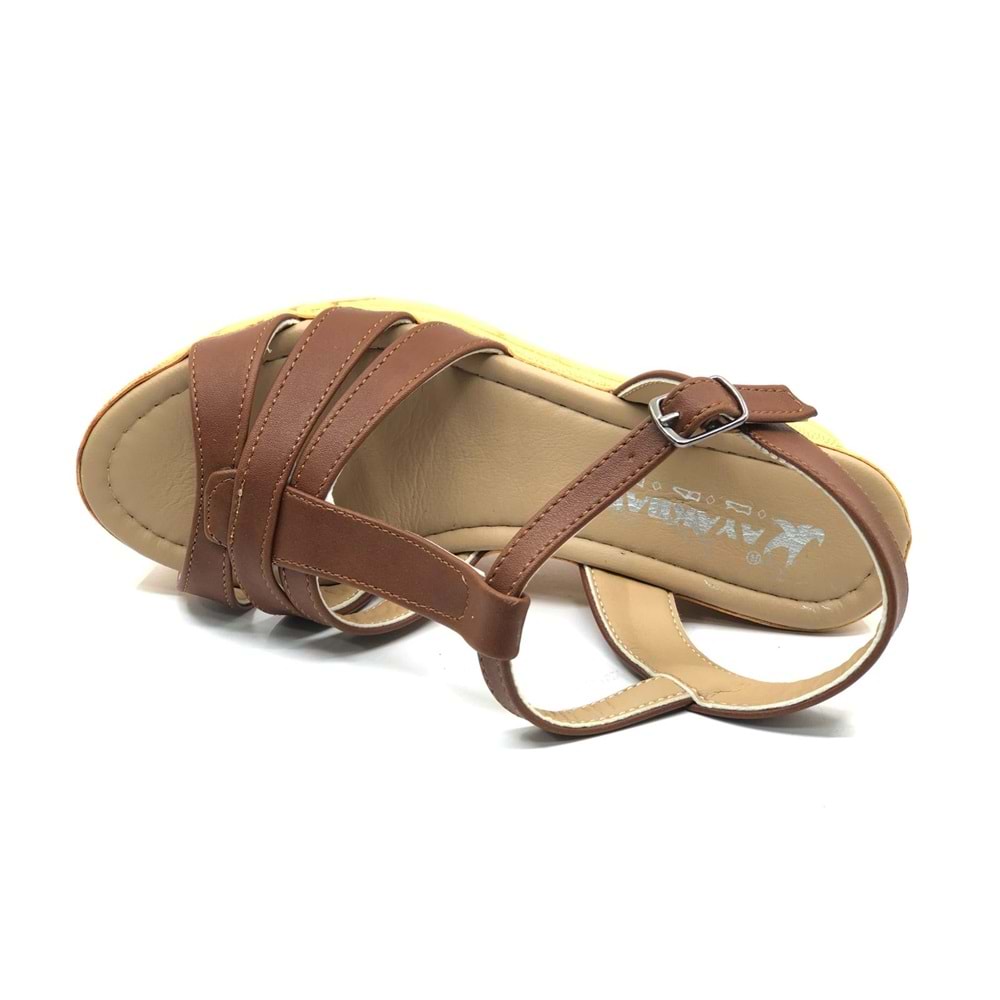 Ayakdaş 1040 Kadın Dolgu Taban Sandalet