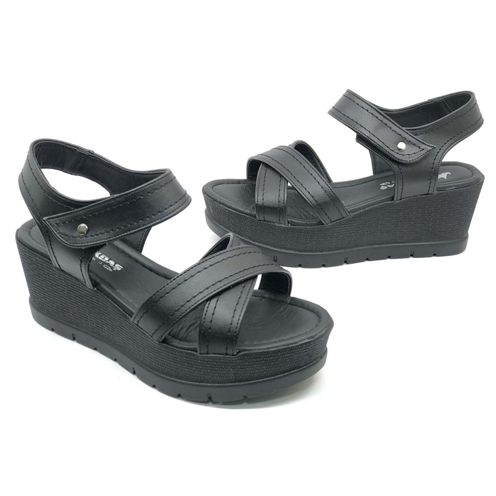 Ayakdaş 1017 Kadın Dolgu Taban Sandalet