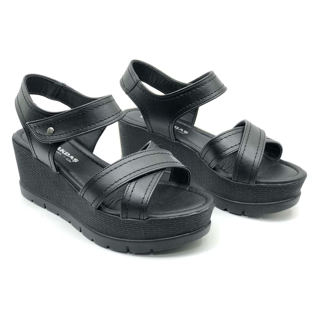 Ayakdaş 1017 Kadın Dolgu Taban Sandalet