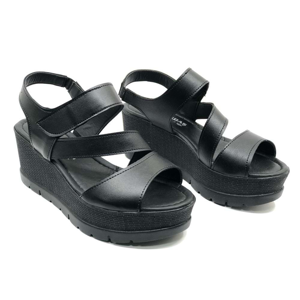 Ayakdaş 1019 Kadın Dolgu Taban Sandalet