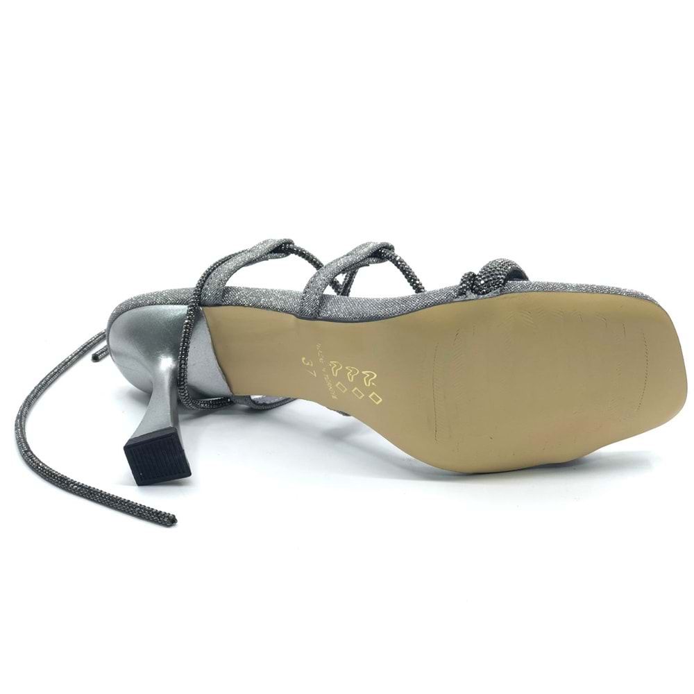 Feles Bilekten Bağlamalı Taş Detaylı Topuklu Kadın Abiye Ayakkabı