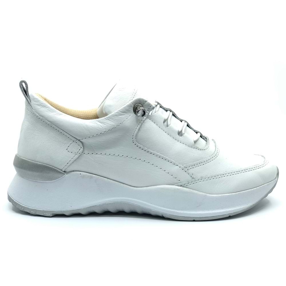 Ayakdaş Hakiki Deri Ortopedik Lastik Detaylı Kadın Casual Ayakkabı