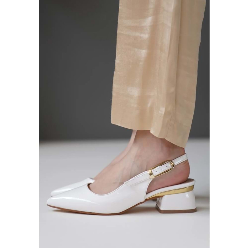 Feles Toka Detaylı Topuklu Arkası Açık Klasik Kadın Topuklu Ayakkabı Ayakkabı