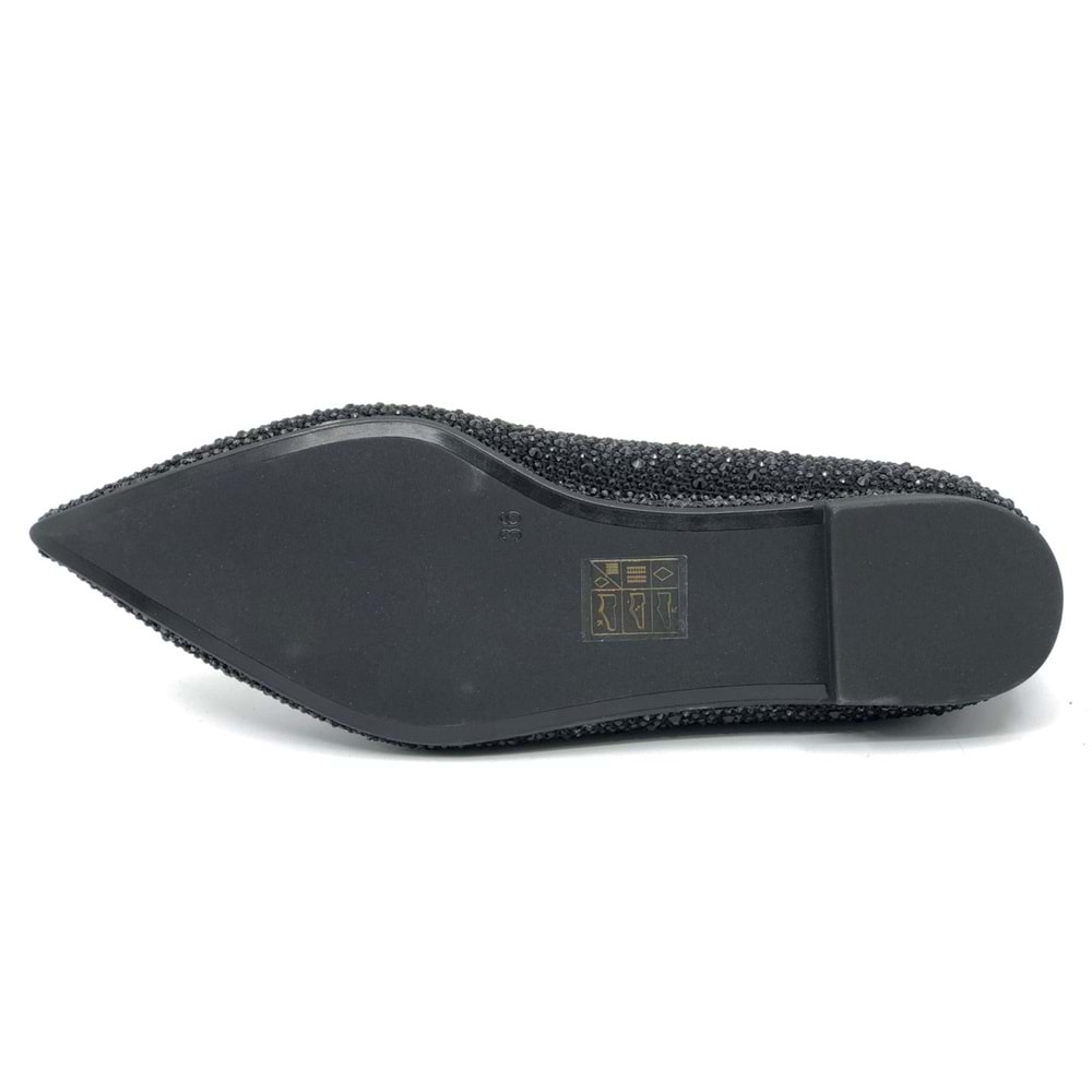 Feles Sivri Burun Taş Detaylı Kadın Babet Ayakkabı