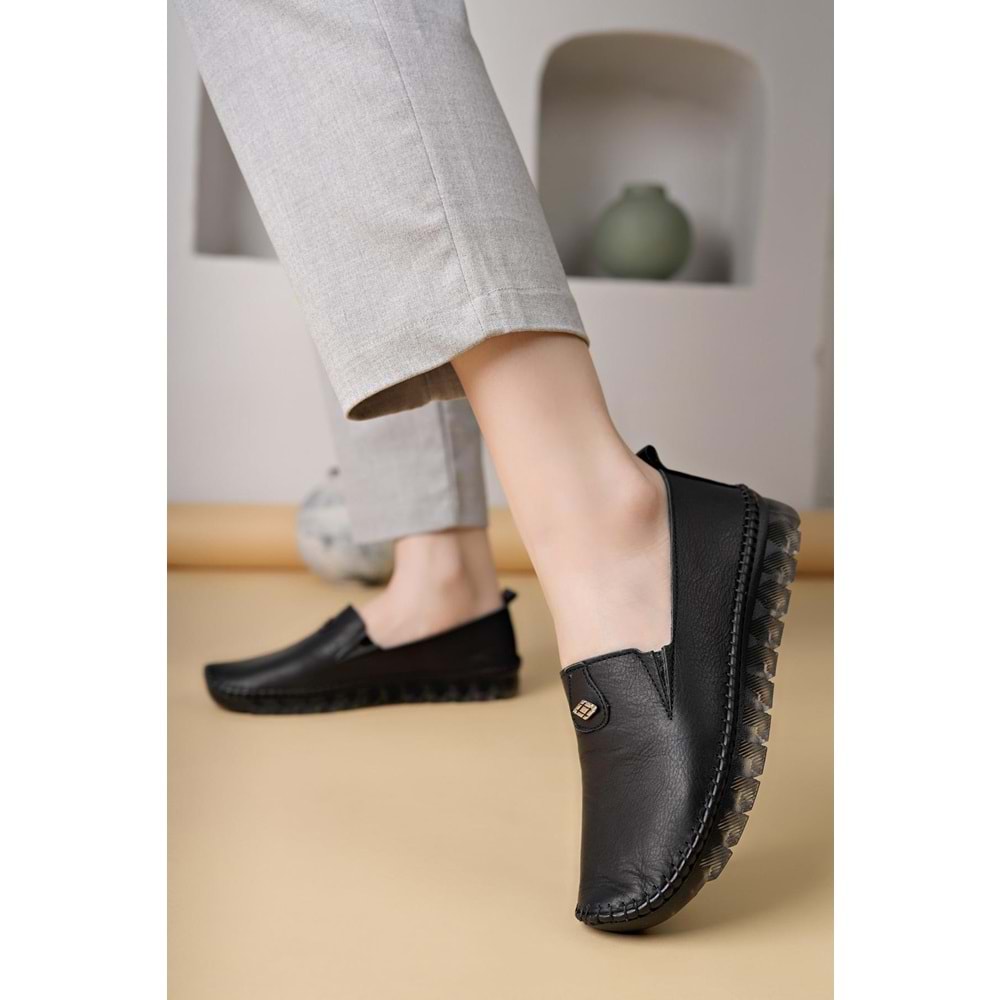 Ayakdaş Saraç Detaylı Şeffaf Taban Hakiki Deri Kadın Babet Ayakkabı