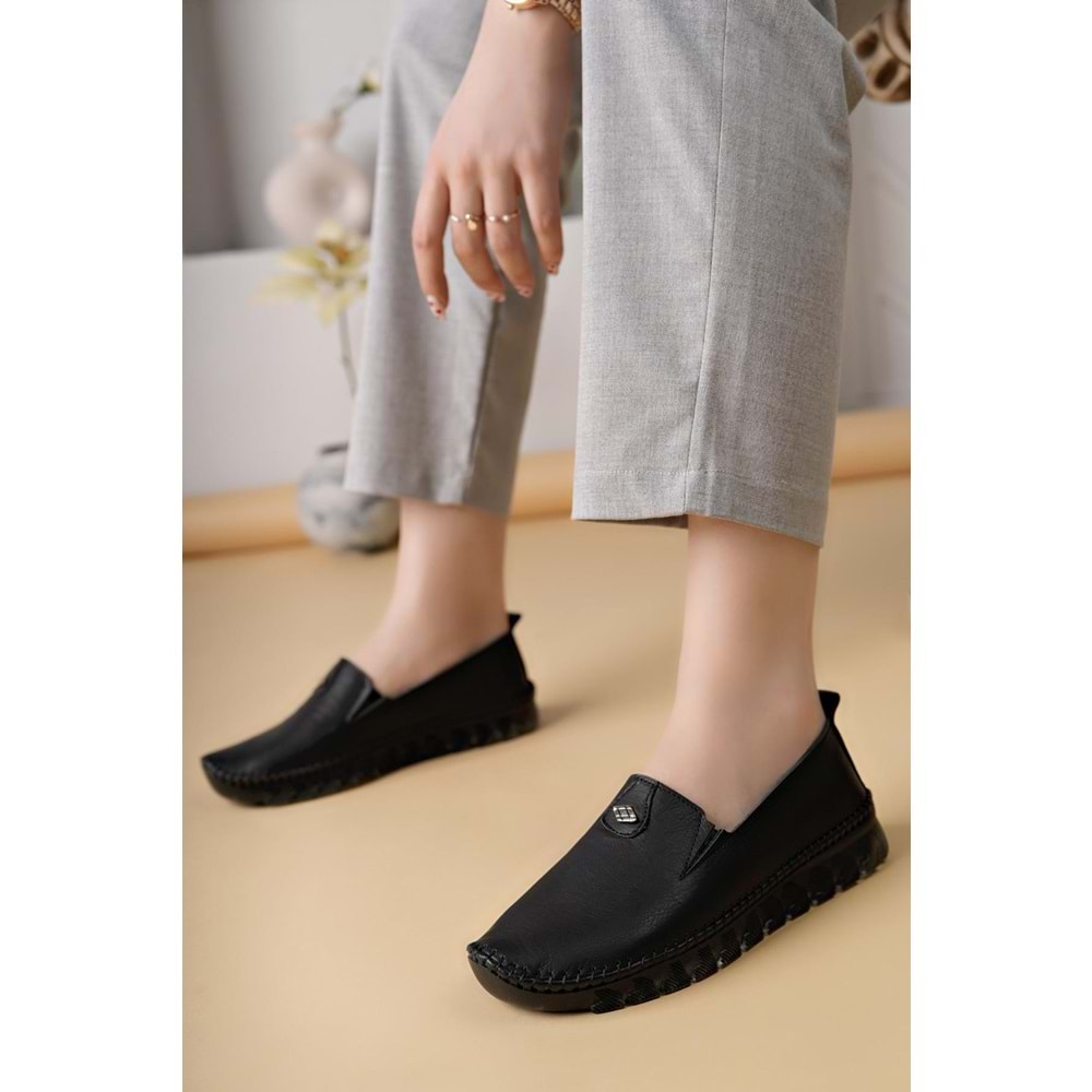 Ayakdaş Saraç Detaylı Şeffaf Taban Hakiki Deri Kadın Babet Ayakkabı