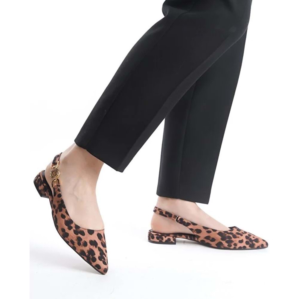 Feles Yan Toka Detaylı Arkası Açık Kadın Babet Ayakkabı