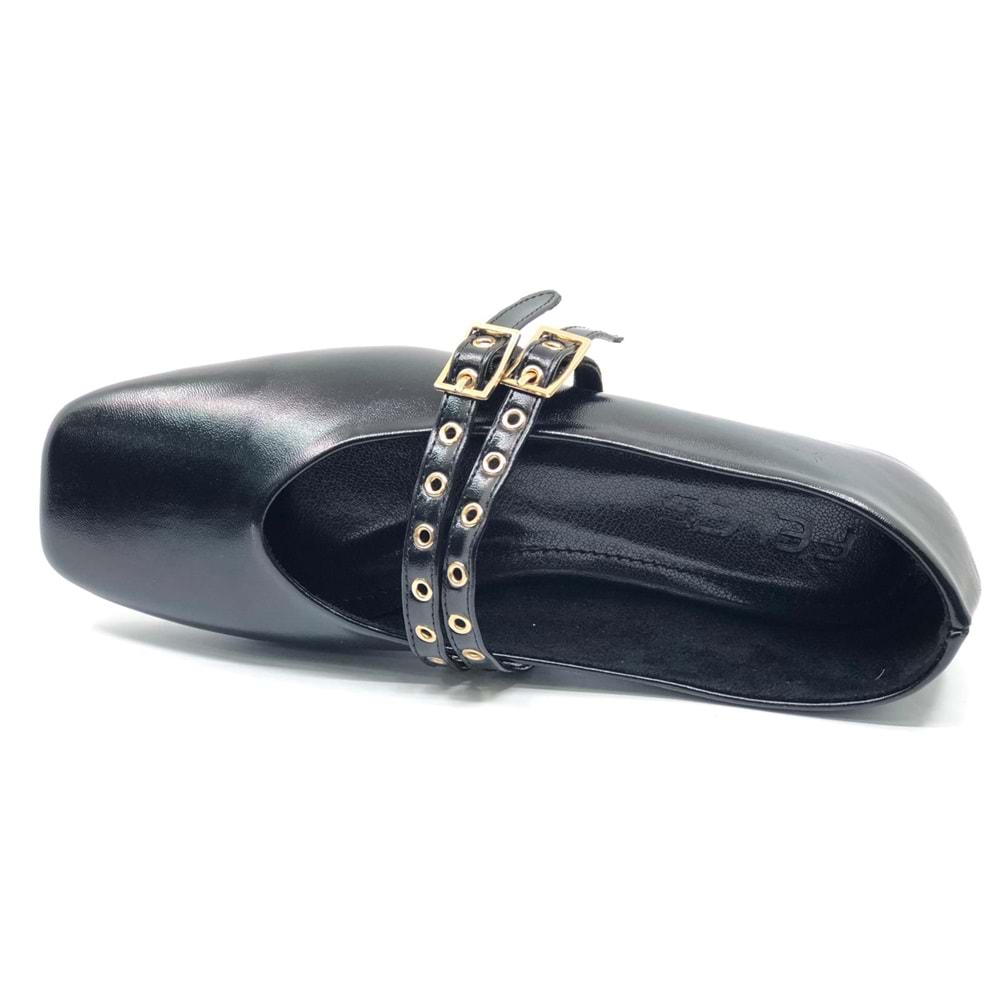 Feles Çift Kemer Detaylı Küt Burun Kadın Babet Ayakkabı