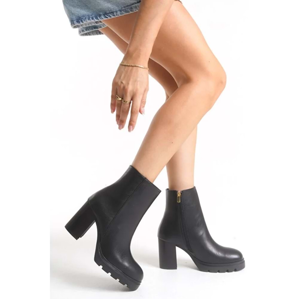 Feles Kalın Topuklu Oval Burun Kadın Bot