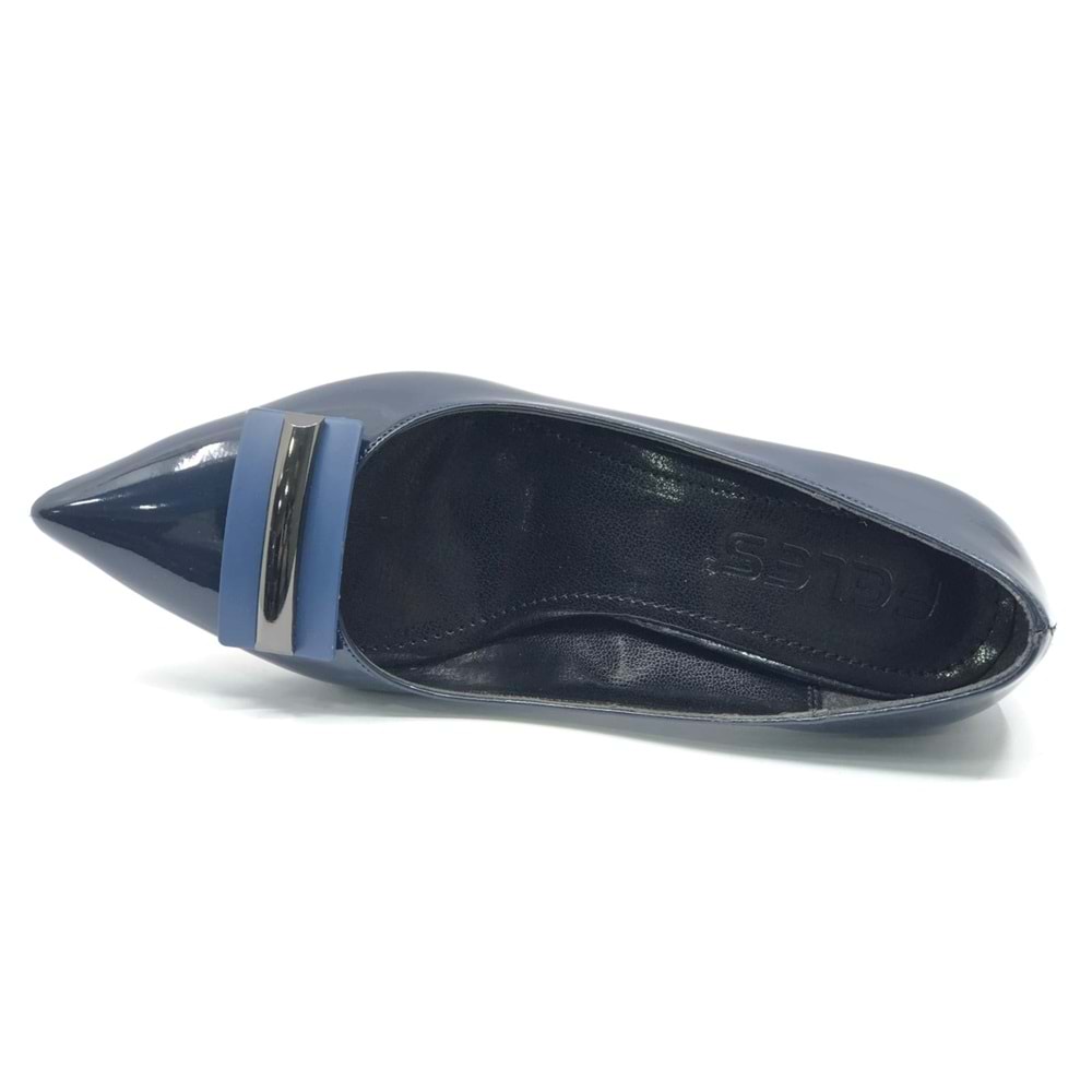 Feles 5 Cm Topuk Toka Detaylı Stiletto Kadın Ayakkabı