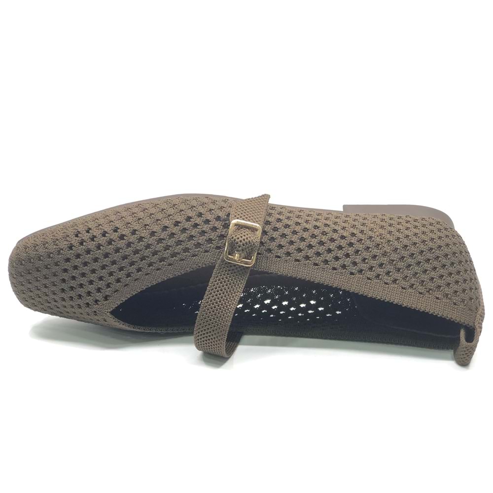 Feles Kemer Toka Detaylı Küt Burun Kadın Babet Ayakkabı