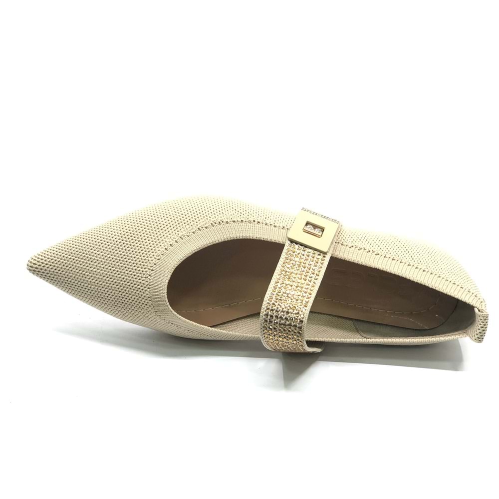 Feles Kemer Toka Taş Detaylı Sivri Burun Kadın Babet Ayakkabı