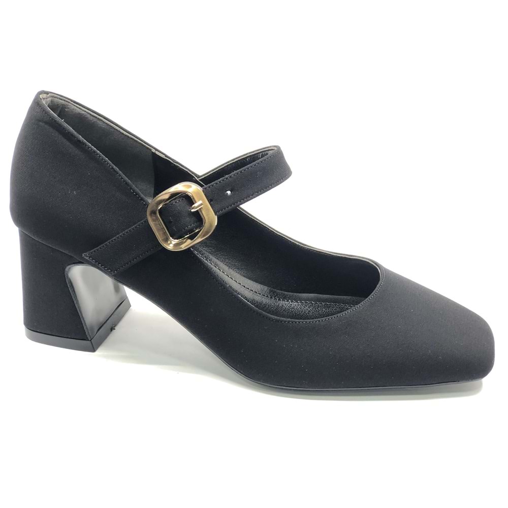 Feles Baretli Detaylı Küt Burun Topuklu Kadın Ayakkabı