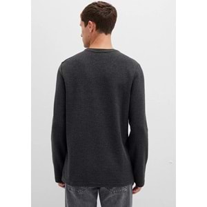 Mavi 064622-26834 Uzun Kollu Dokulu Tişört Erkek T-Shirt