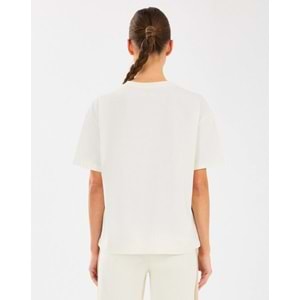 Skechers W Loose Fit Graphic Tee T-Shirt S2510134-102 Kadın Tişört