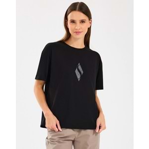 Skechers W Graphic Tee Loose Fit T-Shirt S2510311-001 Kadın Tişört