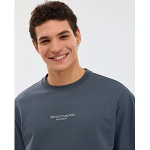 Skechers S231094-3998 M Graphic Tee Reflect Logo Oversize T-Shirt Erkek Tişort