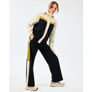 Skechers W Adjustable Waisted Full Zip Micro Jacket S2520208-1983 Kadın Yağmurluk İnce Mont Kadın Mont